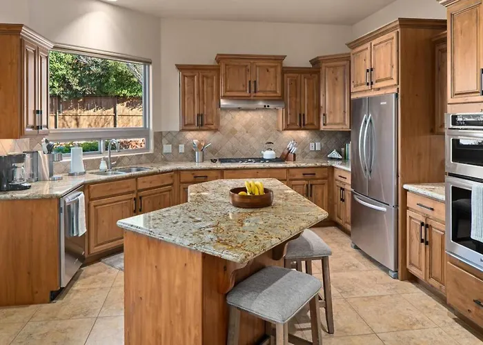 Holiday home Your Personal Wellness Oasis With Red Rock Views, Private Sauna And Nearby Trails