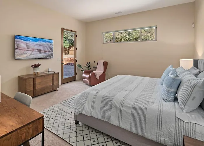Holiday home Your Personal Wellness Oasis With Red Rock Views, Private Sauna And Nearby Trails Sedona